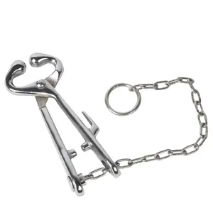 Veterinary farming Cattle Leaders Pliers Bull Holder Pliers Cow Nose Pincher with Chain Bull Stabilizer Bovine Piercing Device
