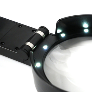 مكبر يدوي قابل للطي مع 12 ضوء LED للقراءة، مناسب لكبار السن والأطفال - Product Image 4