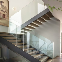 Escalier de garde-corps en verre fantaisie Escalier en acier Design moderne Escaliers en verre d'intérieur en bois dur pour foyer