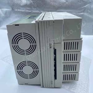Sistema de Control de Movimiento Industrial Original Len-ze EVS9327-EP - Product Image 5