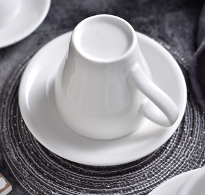 Juego de taza y platillo de cerámica blanca minimalista para espresso, taza de café cónica con logo personalizado para hotel, restaurante, cafetería, tienda, regalo de boda - Product Image 5