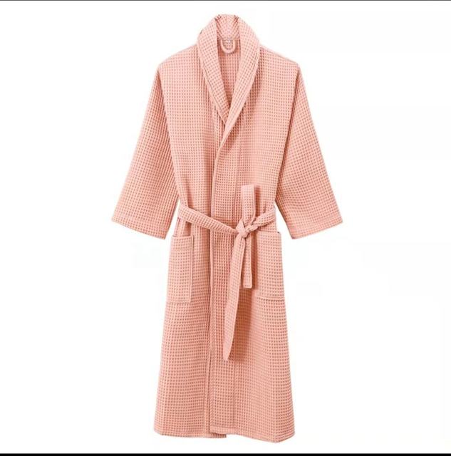 Wholesale Customization Luxury 5 Star Hotel Piped Trim Robe  100% Cotton Waffle Weave Bathrobe with Golden Trim