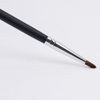 Pinceau à lèvres à manche en bois, poils synthétiques véganes marron, pour liner et rouge à lèvres, outil cosmétique pour le visage, marque privée