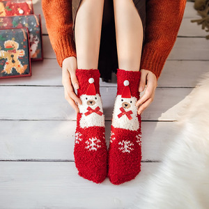 <span class=keywords><strong>Haute</strong></span> qualité chaussettes <span class=keywords><strong>de</strong></span> noël moelleux floue corail polaire femmes intérieur père noël arbre <span class=keywords><strong>de</strong></span> noël cerf mignon dessin animé vacances chaussettes - Product Image 4