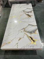 Plaques de PVC en marbre artificiel brillant de type marbre UV sur mesure, installation rapide et sans effort