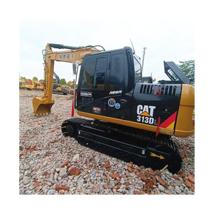Pompe moteur puissante d'occasion pour CAT 313D avec une masse opérationnelle de 13 tonnes, pour excavatrice hydraulique d'occasion utilisée dans la construction et l'exploitation minière - Product Image 1