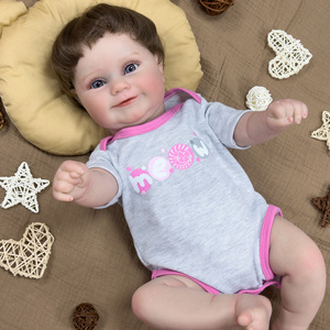 Poupée reborn réaliste et dodue, poupée bébé en vinyle souple, idéale comme jouet d'accompagnement pour les enfants - Product Image 3
