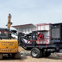 Le camion a monté le broyeur en forme de boîte mobile 150TPH pour des déchets de construction