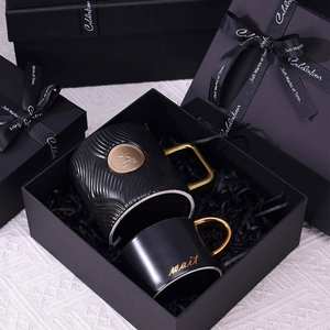 Caja de Regalo Rectangular de Cartón con Tapa Dorada Bronceada Mate, Diseño Cielo y Tierra, con Lazo para Empaque de Cumpleaños - Product Image 3