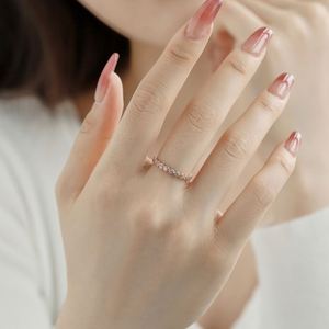 Anillos de Plata de Ley 925 con Circonita Cúbica 5A, Diseño Minimalista y Moderno de Dylam, Joyería Fina para Mujer, Múltiples Capas, Sencillos - Product Image 5