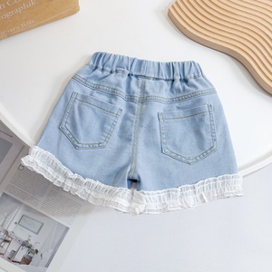<span class=keywords><strong>Shorts</strong></span> in denim di <span class=keywords><strong>cotone</strong></span> per bambine 2025: Nuovo design elegante con dettagli in pizzo a cuore, vita elasticizzata a vita media, estivi - Product Image 2