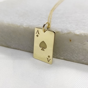 <span class=keywords><strong>Oro</strong></span> 18k placcato <span class=keywords><strong>asso</strong></span> di picche collana di Poker con ciondolo di carte da gioco Charm <span class=keywords><strong>oro</strong></span> portafortuna gioielli di buona fortuna - Product Image 1