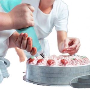 Reusable <b>Silicone</b> Piping Tips Pastry Bags Icing Smoother Couplers Frosting Tips Kids Cooking <b>Baking</b> Cake Tools - Product Image 4