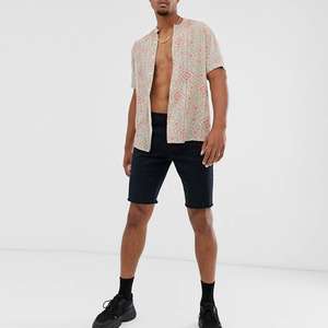 カジュアルでリラックスしたフィットの夏のボタン前立てハワイアンシャツジオトライバルプリントシャツ、おじいちゃんの襟付き - Product Image 4