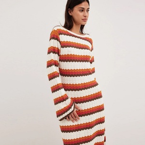 Nouvelle Robe Femme en Coton Rayée à Manches Lanternes et Col Rond Volanté, Dos Nu, Tricot Ondulé, Tendance Mode - Product Image 3
