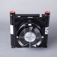 Refroidisseurs d'huile hydraulique de capacité de refroidissement 0.94KW Types refroidis par air Échangeur de chaleur Petit refroidisseur de radiateur noir AF1025 25L Aluminium