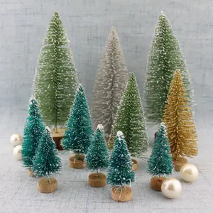 装飾された小さなクリスマスツリー、杉のサイザル麻、ブルーグリーンゴールドシルバーレッドミニクリスマスツリーの装飾3-23 cm