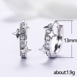 Orecchini a Cerchio con Stella per Donne, Gioielli Minimalisti Creativi alla Moda, Accessorio per Uso Quotidiano - Product Image 3