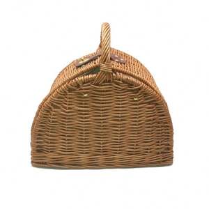 high quality picnic basket with blanket