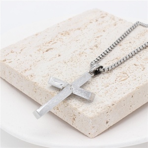Simple Fashion Jewelry <b>Necklace</b> Non Tarnish Cross Pendant <b>Necklaces</b> <b>for</b> <b>Men</b> - Product Image 2