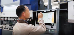 Máquina dobladora servo electrohidráulica Hoja de metal Acero al carbono Hierro Cooper Máquina dobladora de láminas - Product Image 5