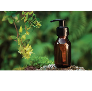 Natural <b>Bhringraj</b> <b>Oil</b> Herbal Plant <b>Oil</b> Pure <b>Bhringraj</b> Extract <b>Oil</b> for Hair Care Skin Care and Cosmetic Use Bulk Supply - Product Image 1