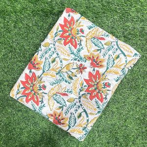 Tela de Voile de Algodón Indio Premium, Sin Tejer |   Patrón a Cuadros |   Textil Transpirable y Ligero para Ropa de Verano - Product Image 2