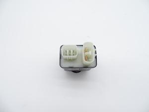 Relé de Seguridad R11EA 12V 119802-77200 11980277200 Compatible con Motor Yanmar ZX17UNA-2, ZX30U-3F, ZX33U-3F, ZX35U-3F, ZX38U-3F, ZX48U-3F - Product Image 2