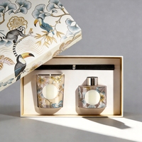 Boîte à parfum avec couvercle et base, fermeture magnétique et insert en EVA, emballage rigide en carton deux pièces, logo personnalisé en relief