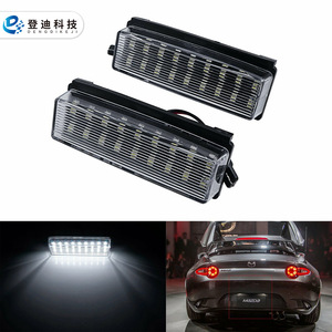 Luz LED para Matrícula de Mazda MX-5, 6000 Lm, Luz Blanca, 12V, Carcasa Transparente, Compatible con Modelos 05-15 - Product Image 1