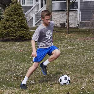 Balón de Fútbol Wilson Talla 5, Peso Oficial, Material Compuesto Resistente - Product Image 3