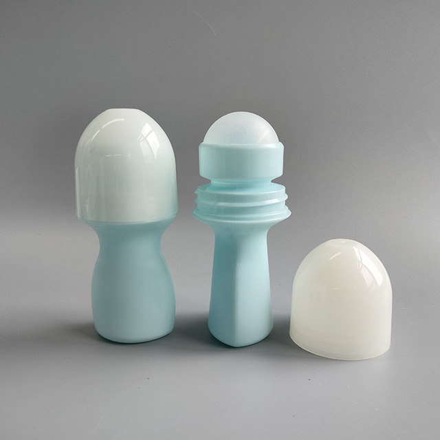 Eco-friendly Refillable Plastic Roll on Bottles With Roller Deodorant Packaging 50ML