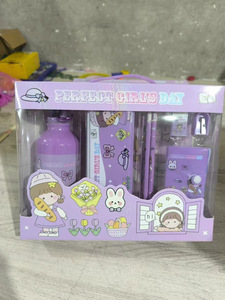 Ensemble de papeterie Dessin animé pour enfants <span class=keywords><strong>maternelle</strong></span> Prix Cadeau Apprentissage Coffret cadeau Commencer l'école primaire ensemble de papeterie - Product Image 5
