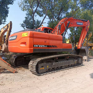 Excavatrice sur chenilles hydraulique Doosan DX225LC-9C d'occasion, modèle 2019, haute qualité, faible nombre d'heures, capacité de la benne de 1,05 m, moteur, best-seller - Product Image 3
