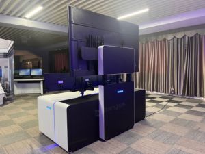 Table <span class=keywords><strong>de</strong></span> contrôle du centre des communications et des opérations techniques Salle audio vidéo Console <span class=keywords><strong>de</strong></span> contrôle multifonction - Product Image 4