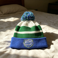Bonnet d'hiver à pompon, en tricot côtelé rayé en acrylique, avec logo brodé personnalisé, chaud et thermique pour l'extérieur