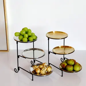 Assiette à fruits dorée à trois couches étagère à gâteau Lumière luxe en acier inoxydable art démontage pliant snack disque assiette à gâteau de mariage