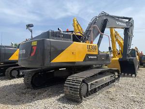 Excavatrice Volvo d'occasion d'origine Excavatrice Volvo EC300 sur chenilles Excavatrice d'occasion en bon état et à bas prix bon marché en vente - Product Image 2