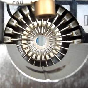 Testador de armadura de arranque automático completo de 2 estações Ferramenta elétrica eficiente Rotor <span class=keywords><strong>Testing</strong></span> <span class=keywords><strong>Machine</strong></span> Equipamento industrial - Product Image 4