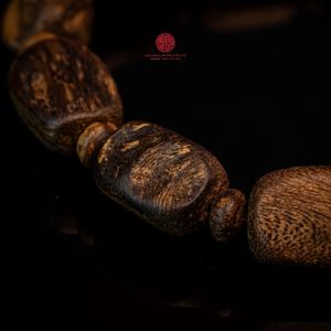 Pulsera de Agarwood Natural de Lujo para Hombre, Talla Pequeña, Madera de Oud Genuina, Regalo de Vietnam - Product Image 3