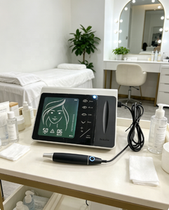 Vente Flash à Durée Limitée Nouvelle Conception Machine de Maquillage Permanent pour Sourcils Lèvres Eyeliner <span class=keywords><strong>Microneedling</strong></span> - Product Image 1