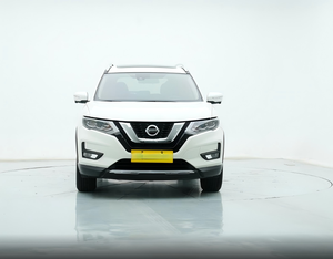 Nissan X-Trail 2.0L CVT 2WD d'occasion du Japon 2019, intérieur cuir, jantes R17, 140000 km, SUV spacieux, économique en carburant, véhicule familial - Product Image 1