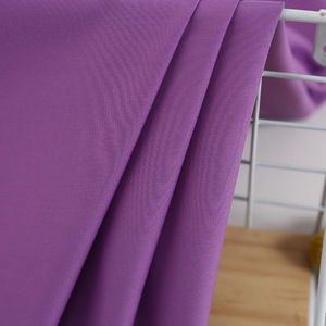 Tela de Popelina de Algodón 100% Teñida Lisa de Color Blanco, Suave, Transpirable y Económica - Product Image 1