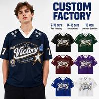 Camiseta de malla extragrande con cuello en V y hombros caídos, estampado gráfico, estilo streetwear, corte holgado y corto, jersey de fútbol americano.