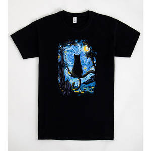 T-shirt Cat Starry Night con stampa artistica nera, taglia unisex per adulti - Product Image 1
