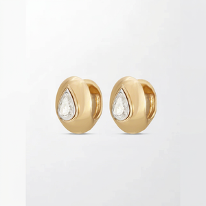Pendientes Huggie con Diamantes Curvos de Corte Pera Cultivados en Laboratorio, 0.75 Ct, Color EF, Claridad VVS VS, Oro Amarillo de 18K, Elegantes para Uso Diario - Product Image 1