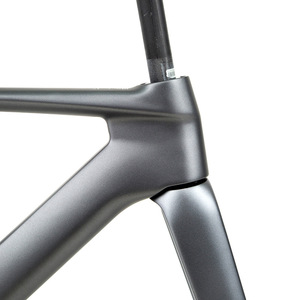 Vente chaude R10Pro 700C vélo de <span class=keywords><strong>course</strong></span> sur route <span class=keywords><strong>cadre</strong></span> en Fiber de carbone avec routage interne des câbles frein à disque coupe-vent transfrontalier - Product Image 2