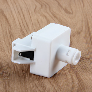 Interruptor de baja presión para purificador de agua por ósmosis inversa, sistema RO, válvula de conexión rápida, protección IP65 - Product Image 1