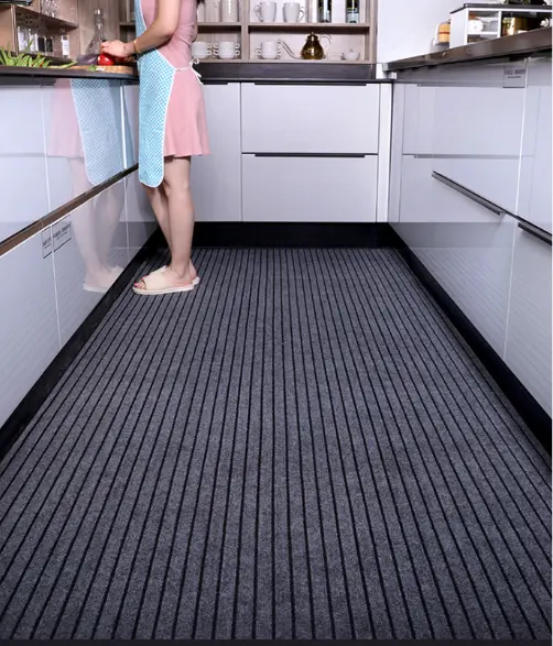Tapis de sol de cuisine à cheveux courts écologique antidérapant résistant à l'huile ménage longue bande tapis de pied sale tapis d'entrée 10