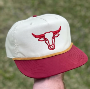 Casquette snapback blanche à 6 panneaux avec logo Red Bull brodé sur le devant, unisexe, décontractée, réglable - Product Image 1